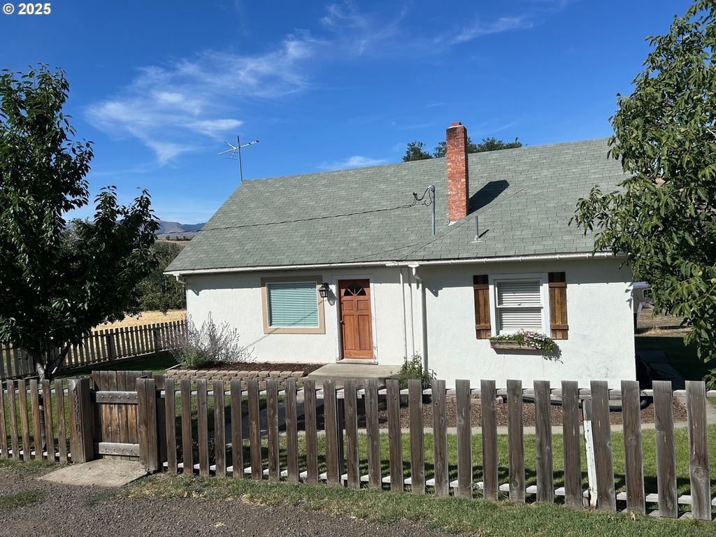 43310 EAGLE CREEK Rd, Richland, OR 97870