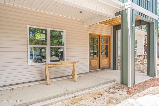 265 Sugar Pine Drive, Pinehurst, NC 28374