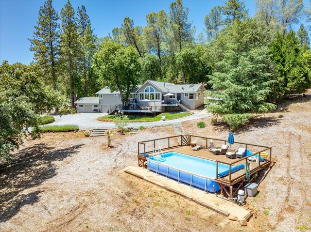 2901 Hermosa Ct, Camino, CA 95709