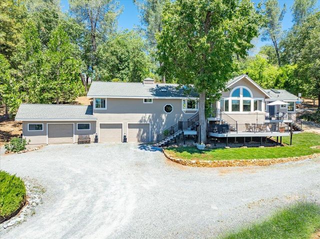 2901 Hermosa Ct, Camino, CA 95709