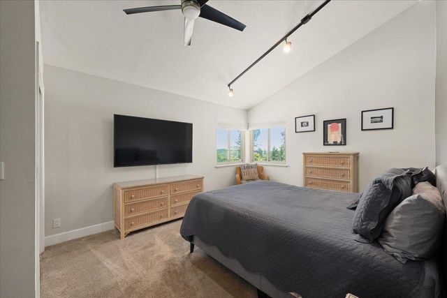 2901 Hermosa Ct, Camino, CA 95709