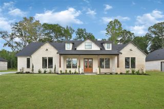 200 Road 6615, Dayton, TX 77535
