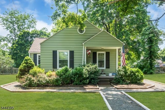 160 Hillcrest Rd, Readington Twp., NJ 08822