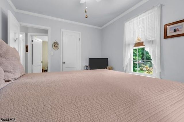160 Hillcrest Rd, Readington Twp., NJ 08822