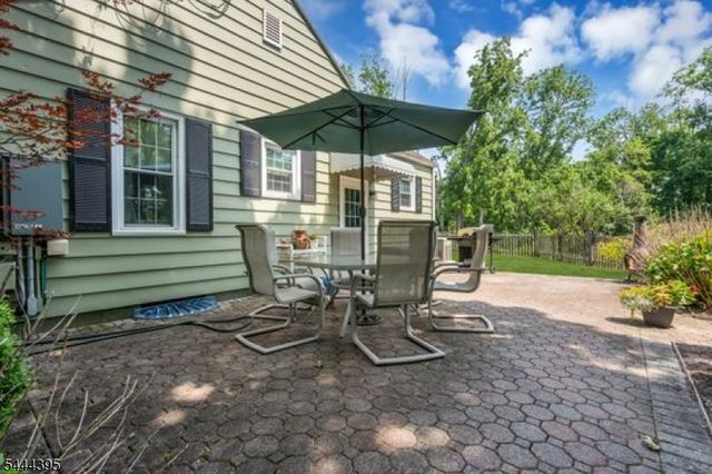 160 Hillcrest Rd, Readington Twp., NJ 08822