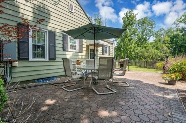 160 Hillcrest Rd, Readington Twp., NJ 08822