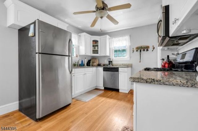 160 Hillcrest Rd, Readington Twp., NJ 08822