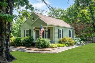 160 Hillcrest Rd, Readington Twp., NJ 08822