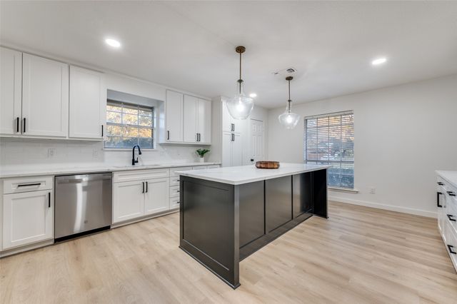 2601 Red Oak Lane, Plano, TX 75075