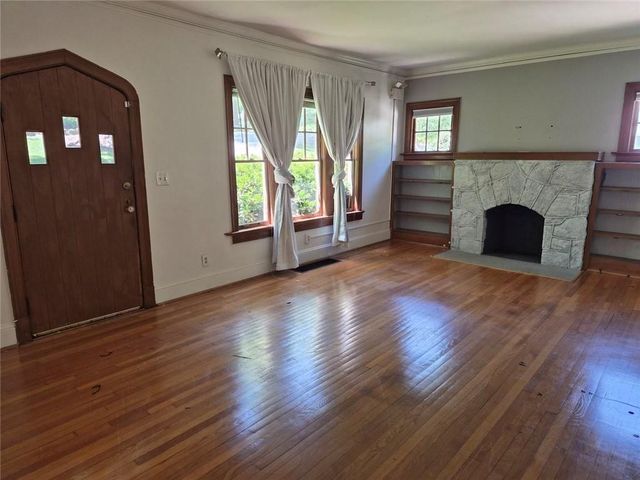 152 Mt Paran Road NE, Sandy Springs, GA 30327