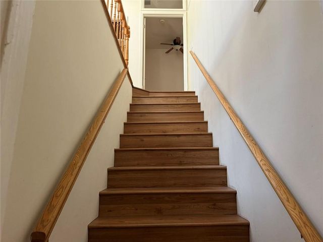 152 Mt Paran Road NE, Sandy Springs, GA 30327