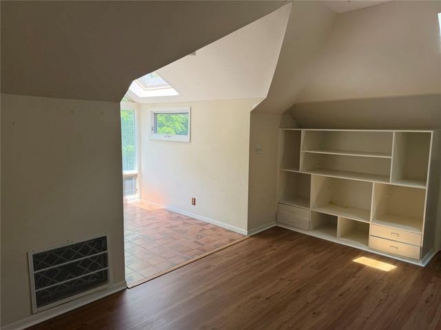 152 Mt Paran Road NE, Sandy Springs, GA 30327
