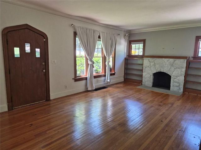 152 Mt Paran Road NE, Sandy Springs, GA 30327