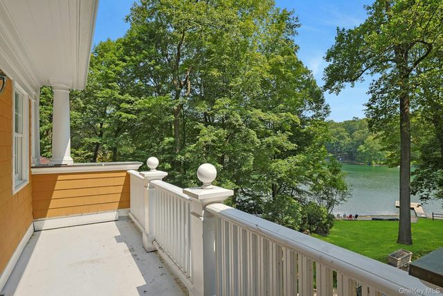 8 N Lake Road, Armonk, NY 10504