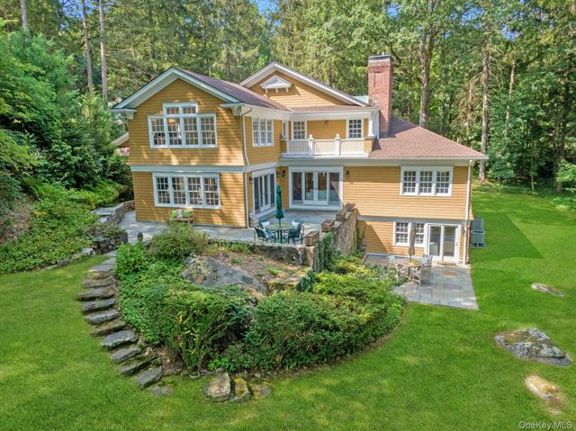 8 N Lake Road, Armonk, NY 10504