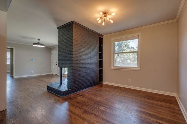 2700 Lakeland Dr, Nashville, TN 37214