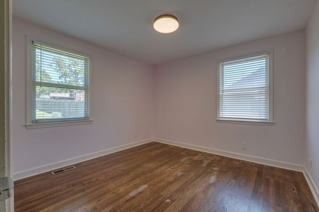 2700 Lakeland Dr, Nashville, TN 37214