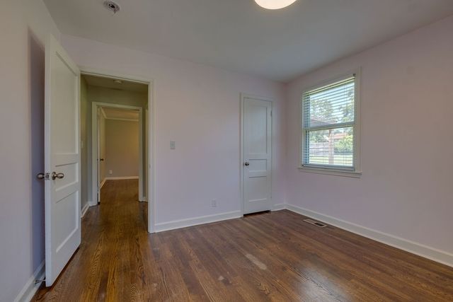 2700 Lakeland Dr, Nashville, TN 37214