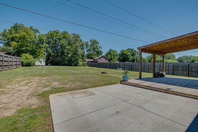 2700 Lakeland Dr, Nashville, TN 37214