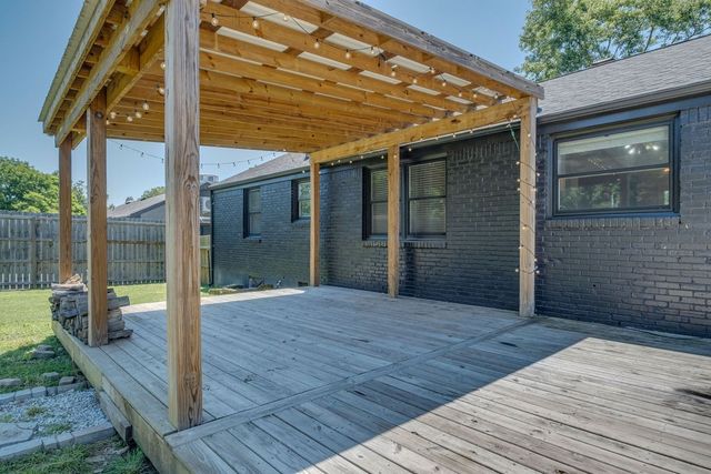 2700 Lakeland Dr, Nashville, TN 37214
