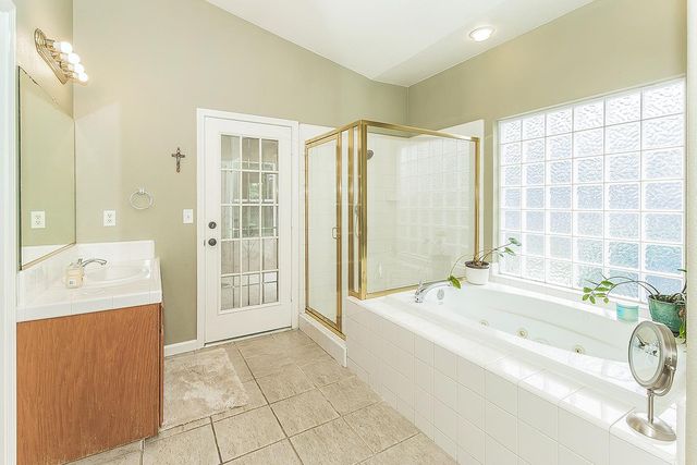 2646 E Lester Avenue, Fresno, CA 93720