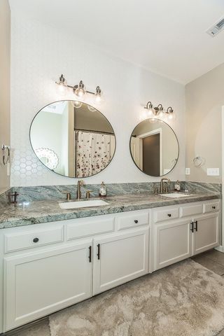 2646 E Lester Avenue, Fresno, CA 93720