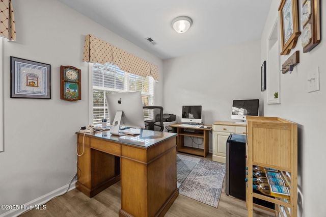 303 Jasmine S, Swansboro, NC 28584