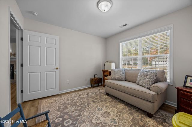 303 Jasmine S, Swansboro, NC 28584