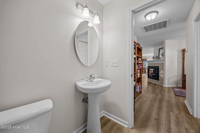 303 Jasmine S, Swansboro, NC 28584