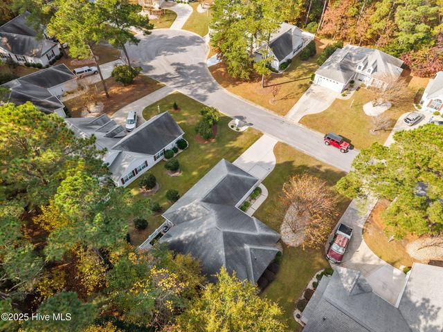 303 Jasmine S, Swansboro, NC 28584