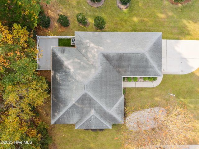 303 Jasmine S, Swansboro, NC 28584