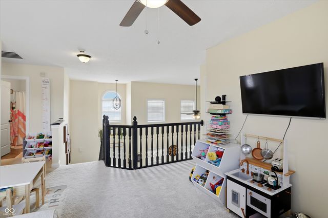 990 Youngs Creek Drive, Franklin, IN 46131