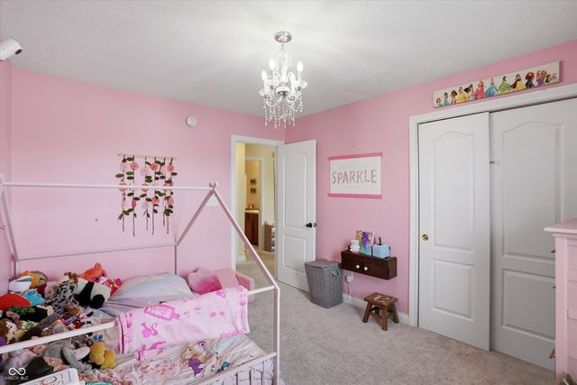 990 Youngs Creek Drive, Franklin, IN 46131