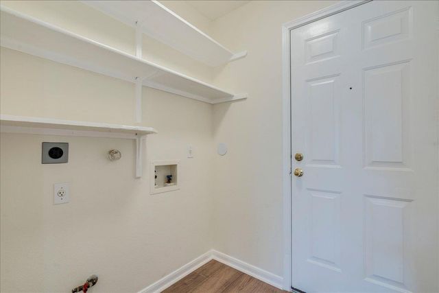 201 Elmer CV, Kyle, TX 78640