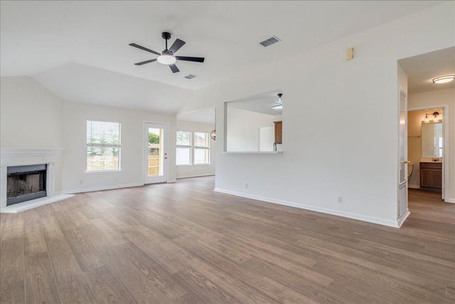 201 Elmer CV, Kyle, TX 78640