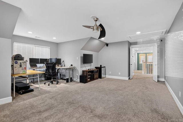 7725 S Shoreline Boulevard, Benton, AR 72019