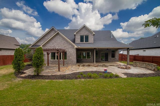 7725 S Shoreline Boulevard, Benton, AR 72019