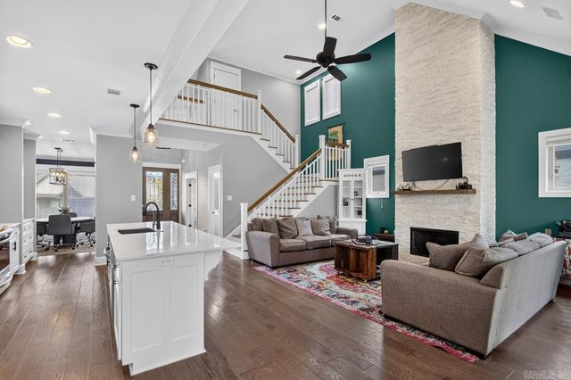 7725 S Shoreline Boulevard, Benton, AR 72019