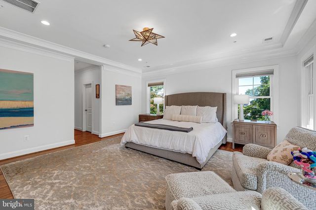 6021 LANDON LN, Bethesda, MD 20817