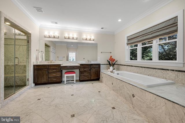 6021 LANDON LN, Bethesda, MD 20817