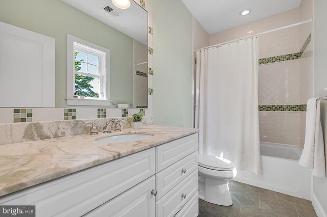 6021 LANDON LN, Bethesda, MD 20817