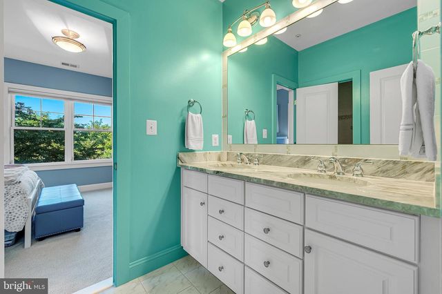 6021 LANDON LN, Bethesda, MD 20817