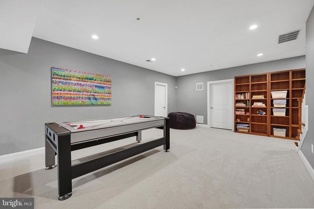 6021 LANDON LN, Bethesda, MD 20817