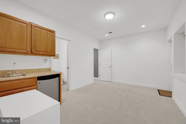 6021 LANDON LN, Bethesda, MD 20817