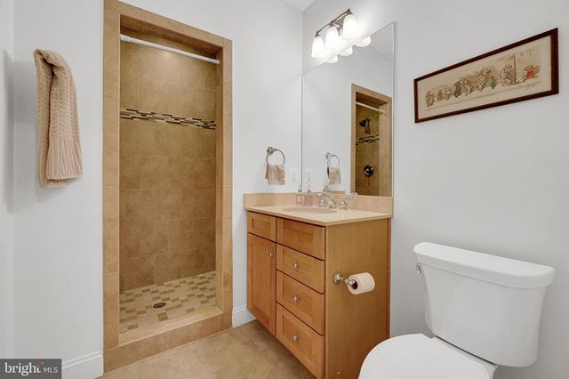6021 LANDON LN, Bethesda, MD 20817