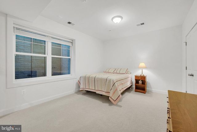 6021 LANDON LN, Bethesda, MD 20817