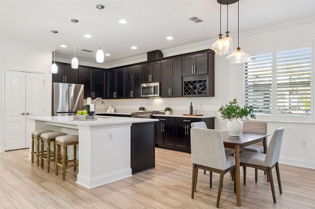 228 VERDE WAY, Debary, FL 32713