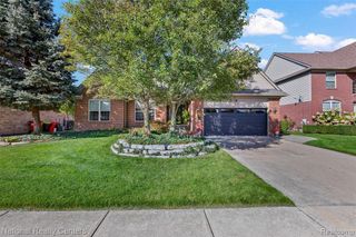 46245 Sawyer Lane, Macomb, MI 48044