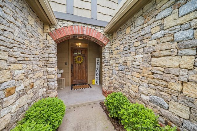 9128 E 120th Street S, Bixby, OK 74008