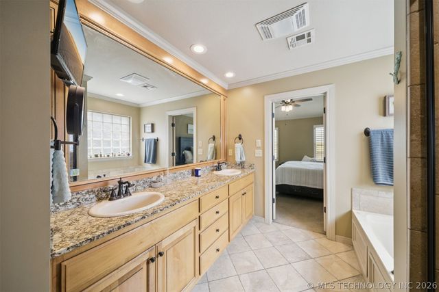 9128 E 120th Street S, Bixby, OK 74008